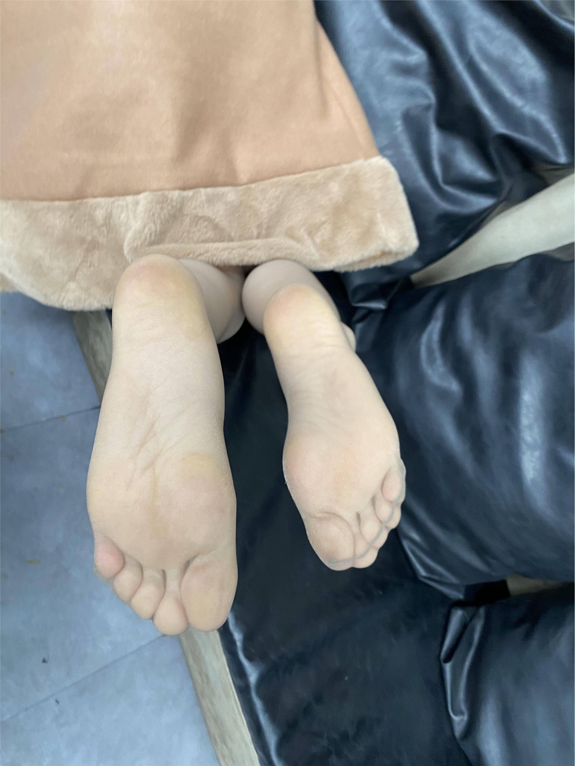 MussGirl慕丝女郎  NO.160 红色皮裙肉丝